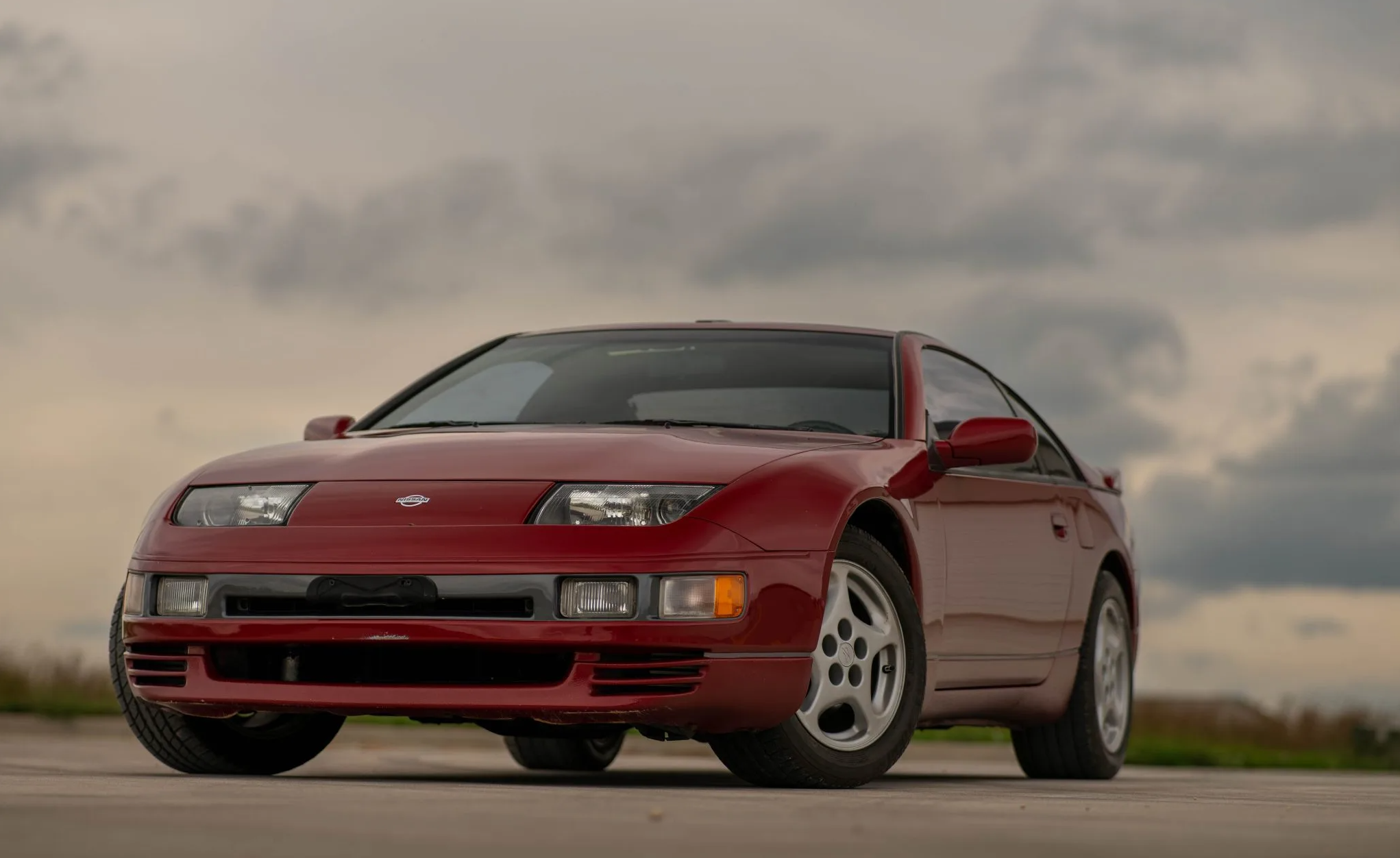 The Nissan 300ZX is the only affordable 90s JDM halo car left in 2023